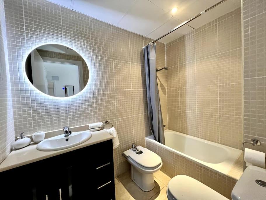 Acogedor Apartamento Entero Terrassa Dış mekan fotoğraf